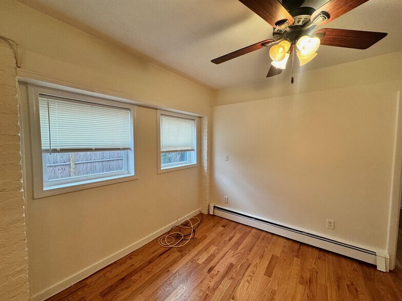 Building Photo - 205 Highland Ave