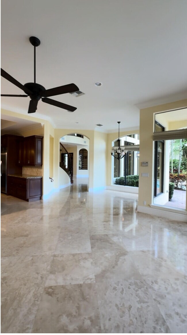 Building Photo - 9407 Bridgebrook Dr