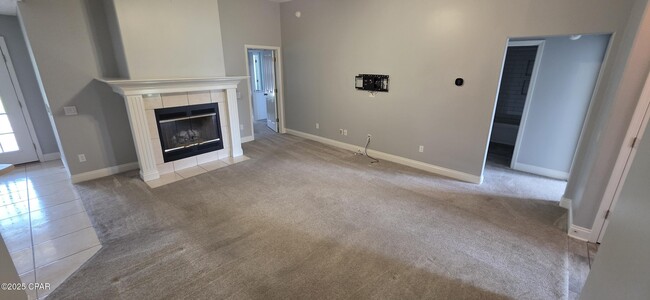 Building Photo - 1810 Bowman Ln