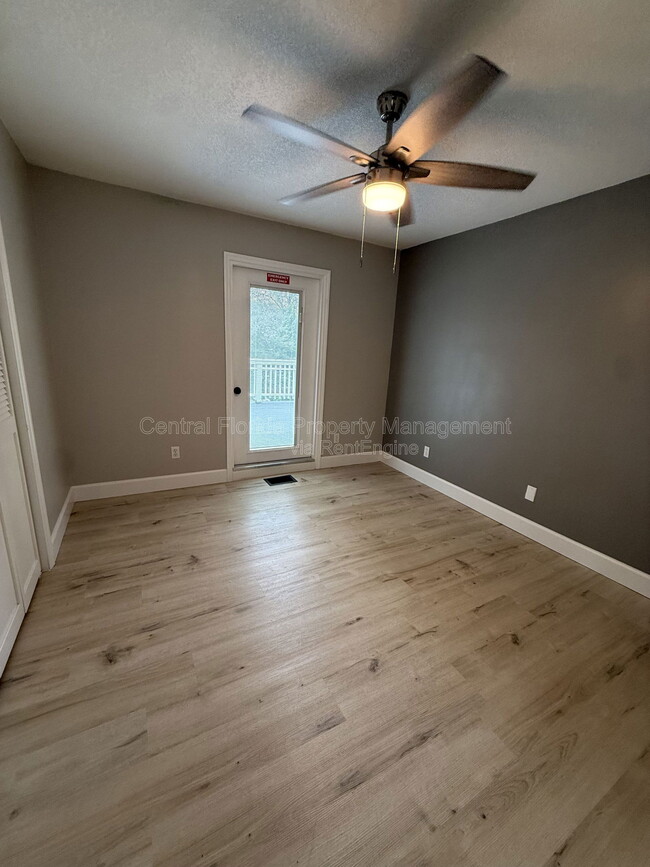 Building Photo - 103 Lake Brantley Terrace