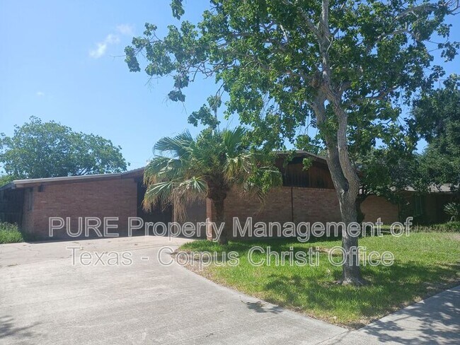 Building Photo - 730 Bradshaw Dr