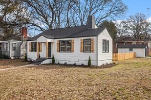 Building Photo - 701 9th Ave S