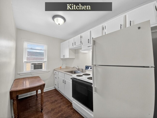 Building Photo - RF: 1157-1159 E. Main