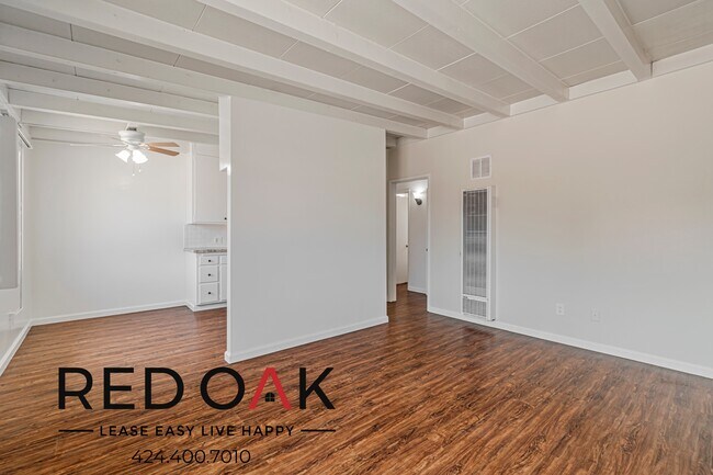Building Photo - 12032 Elmcroft Ave