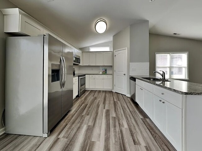 Building Photo - 108 Sampson Ct