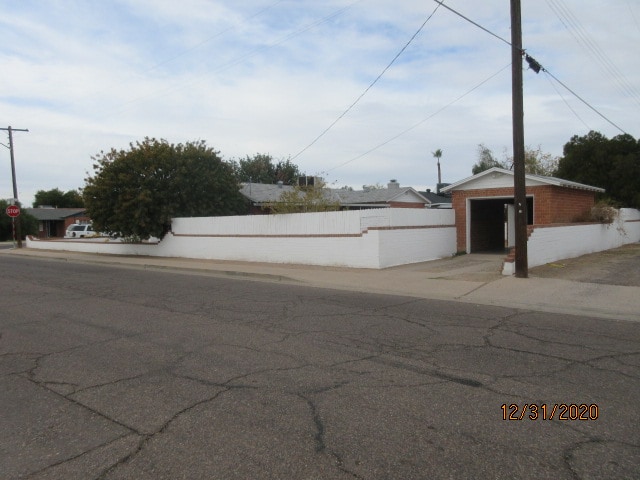 Building Photo - 4201 N 4th Ave