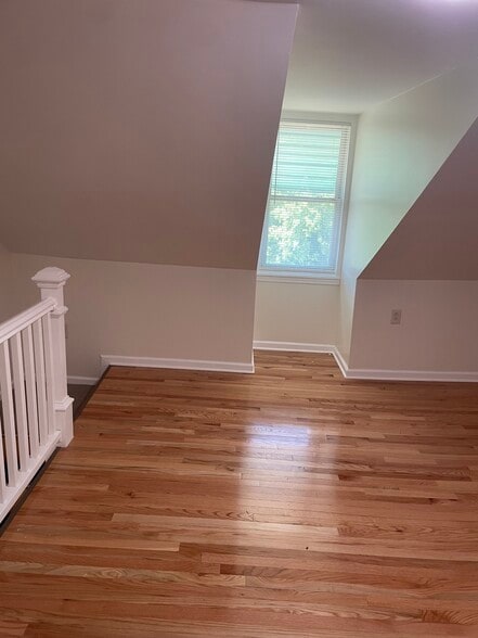 Bedroom 3 Third floor - 4740 Juniper St