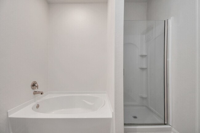 Building Photo - 424 Maple Fawn Dr