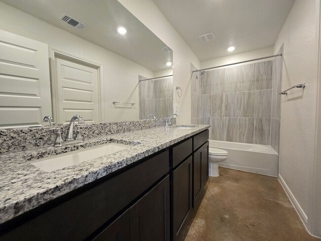 Building Photo - 908 Cherry Laurel Ln