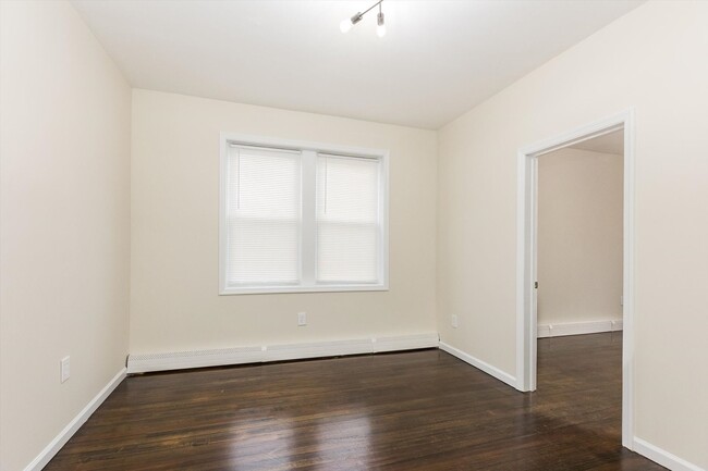 Building Photo - 47 Watson Ave