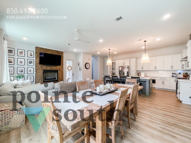 Building Photo - 13805 Red Drum Ct