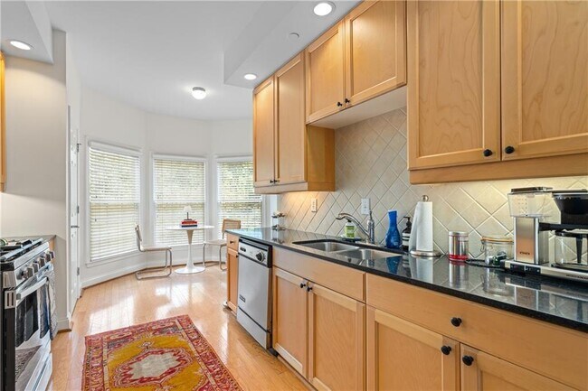 Building Photo - 50 Biscayne Dr NW