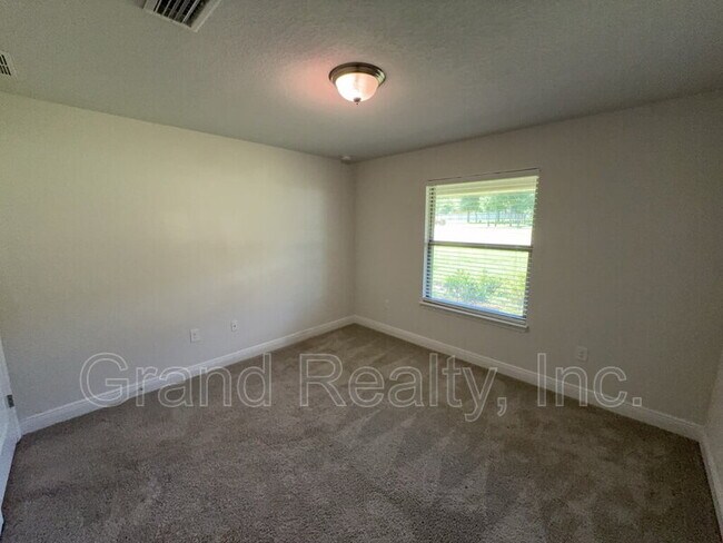 Building Photo - 5004 Hamilton Crossing Blvd