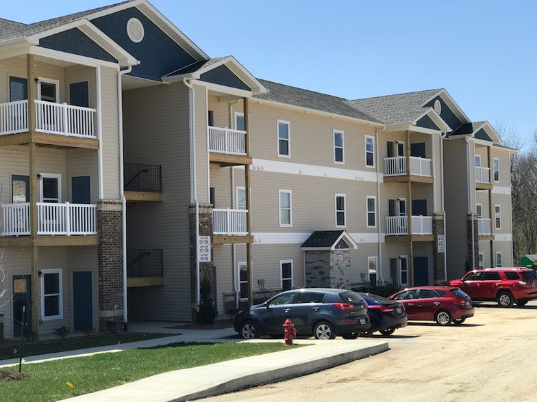 Community - Windhurst Park Apartments