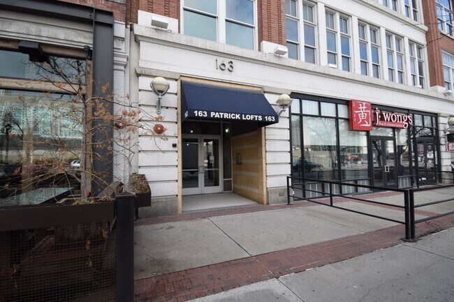 Building Photo - 163 W 200 S