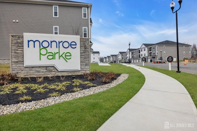 Building Photo - 30212 Radford Ct