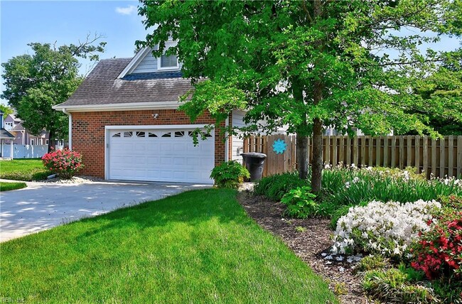 Building Photo - 601 Fort Raleigh Dr