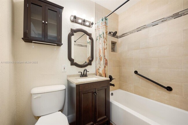 Building Photo - 6401 SW 63rd Ct
