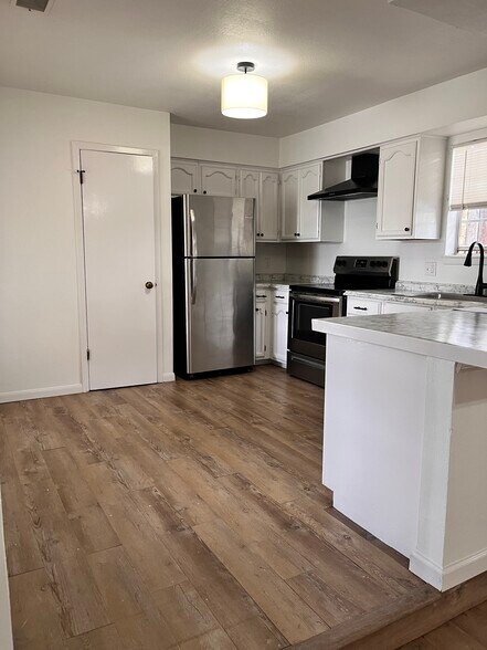 Building Photo - 4710 Pita Dr