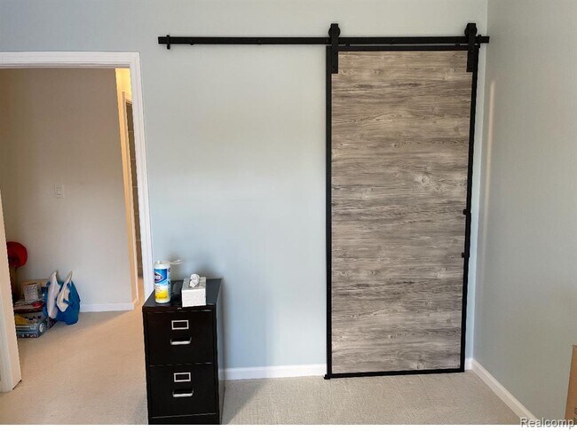 Building Photo - 24356 E River Rd