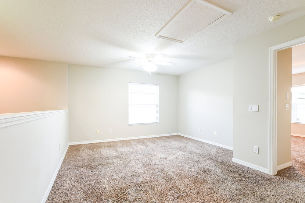 Building Photo - 1725 Portcastle Cir