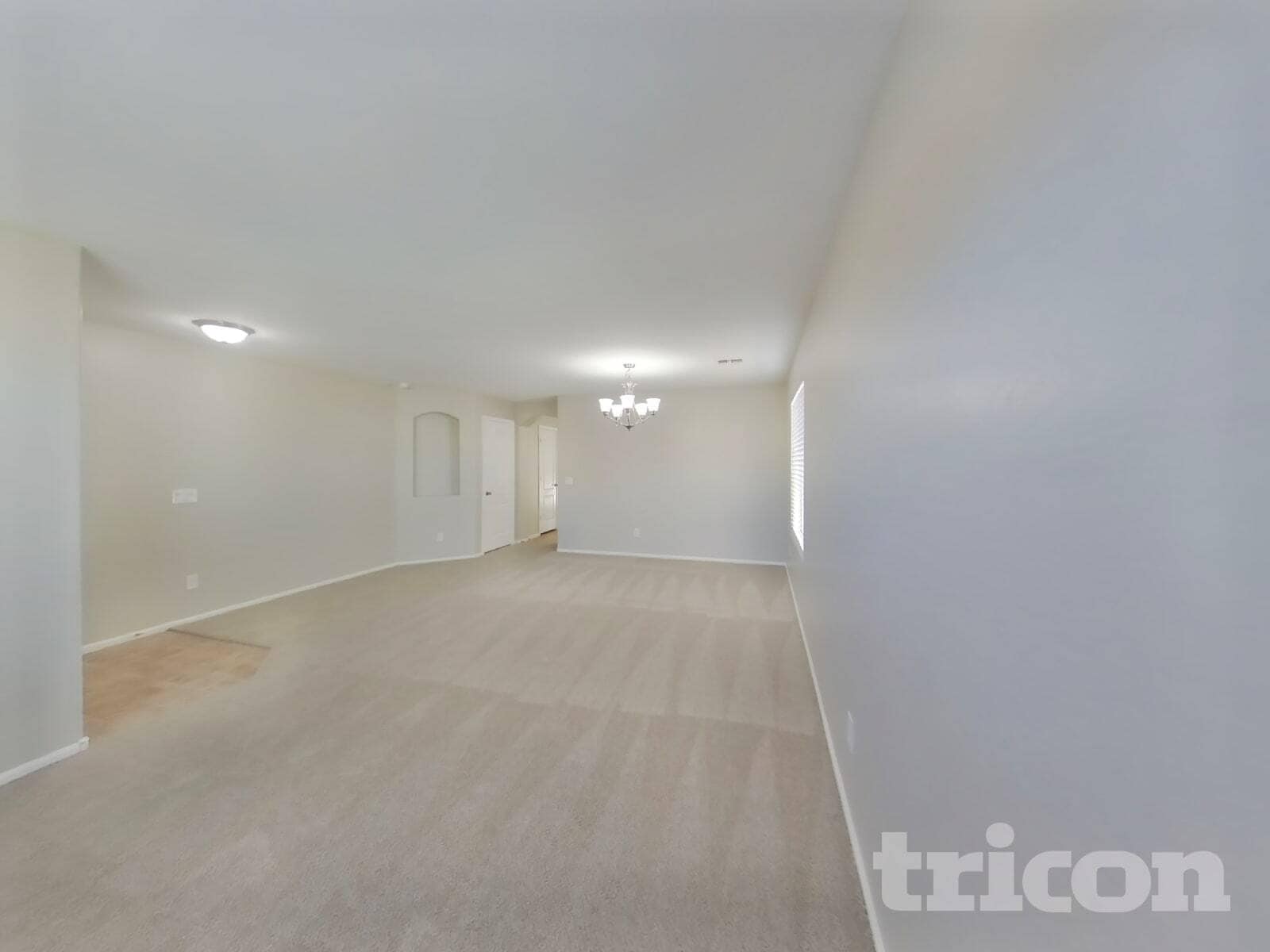 Building Photo - 1275 E Shari St