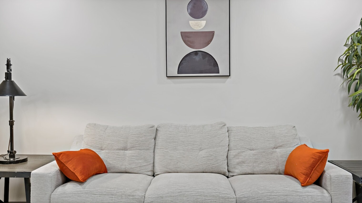 Building Photo - 6112 Modupeola Way