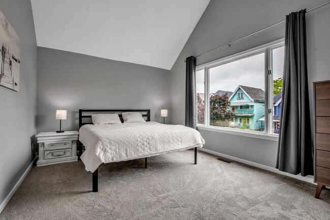 Building Photo - Furnished 4-Bedroom Single-Family Home on Buffalo’s West Side