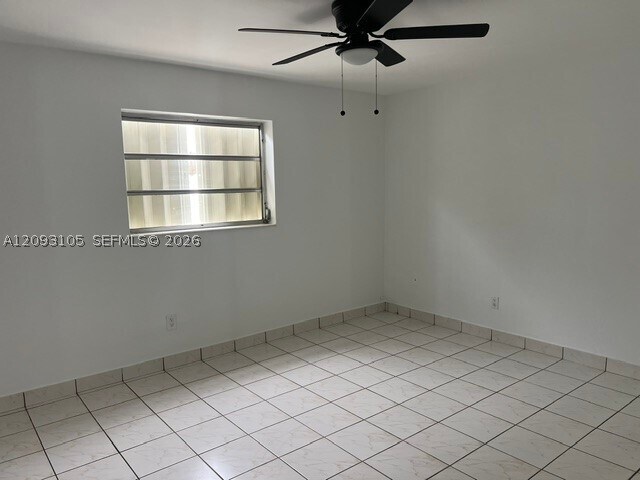 Building Photo - 1546 W 77th St