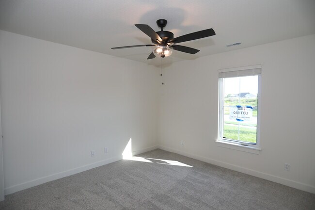 Building Photo - 4605 Chambers Bay Dr