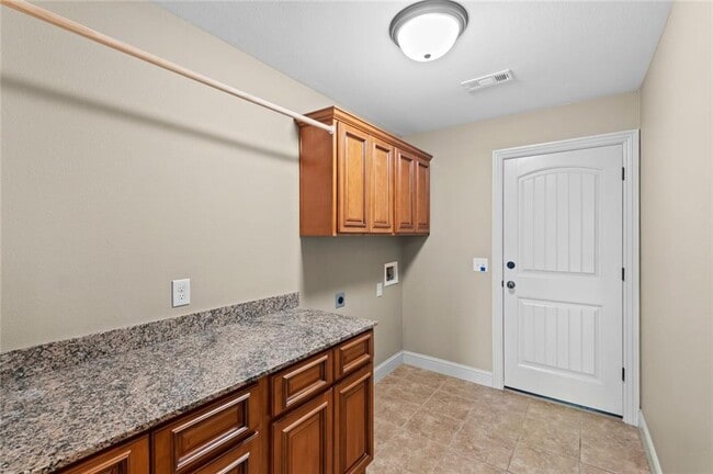 Building Photo - 1604 W Stratton Dr