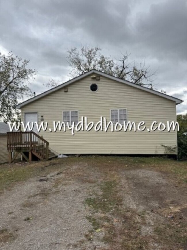 Primary Photo - 222 Cumberland Ave