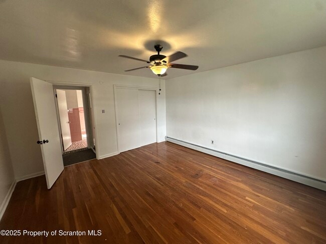 Building Photo - 149 Tompkins St