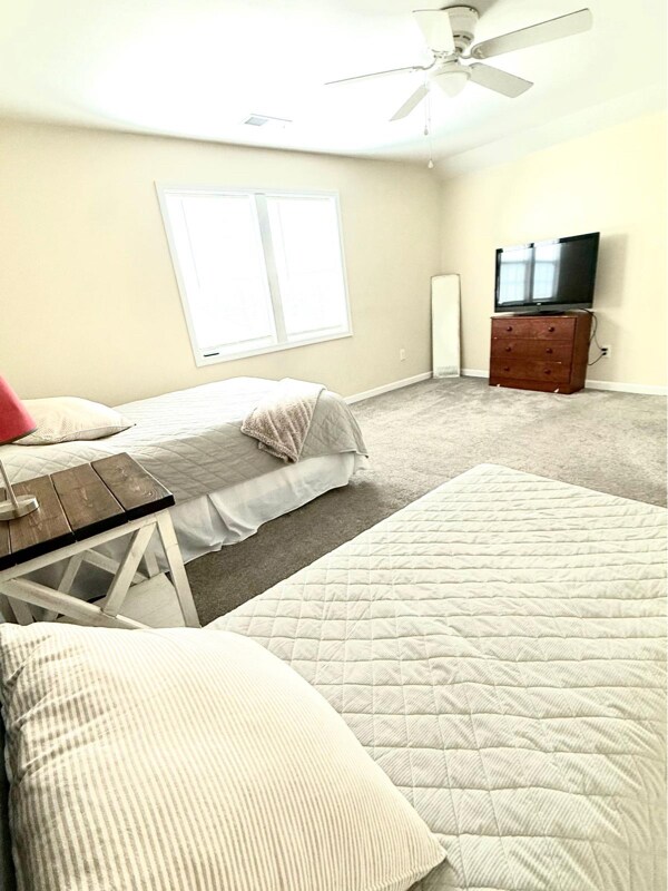 Building Photo - 3913 Lighthouse Ln