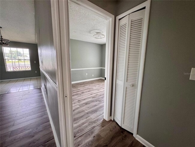 Building Photo - 4125 E Vista Ct