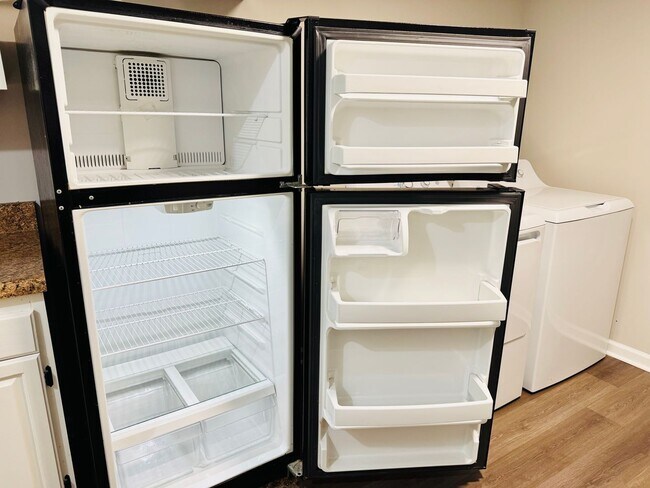 Building Photo - **NEW PRICE** All Utilities Included Plus Washer and Dryer!**