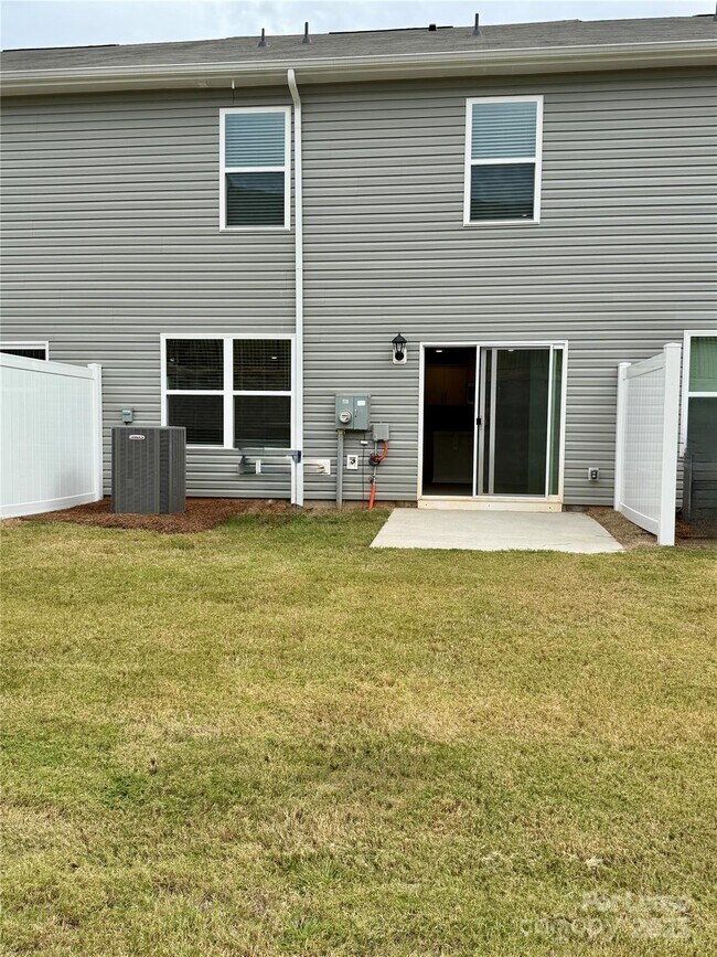 Building Photo - 5141 Hyrule Dr