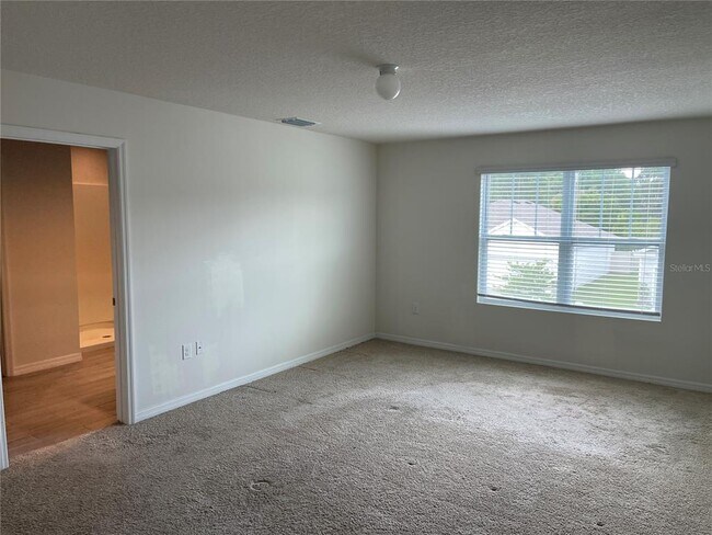 Building Photo - 6065 SW 84th St