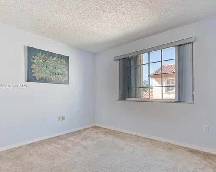 Building Photo - 15011 SW 112th Ter