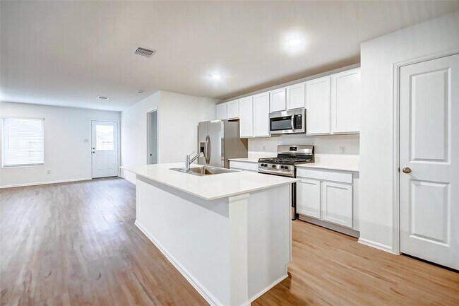 Building Photo - 9603 Fulvetta Briar Ct