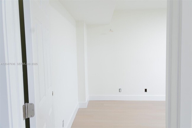 Building Photo - 3051 N Course Dr