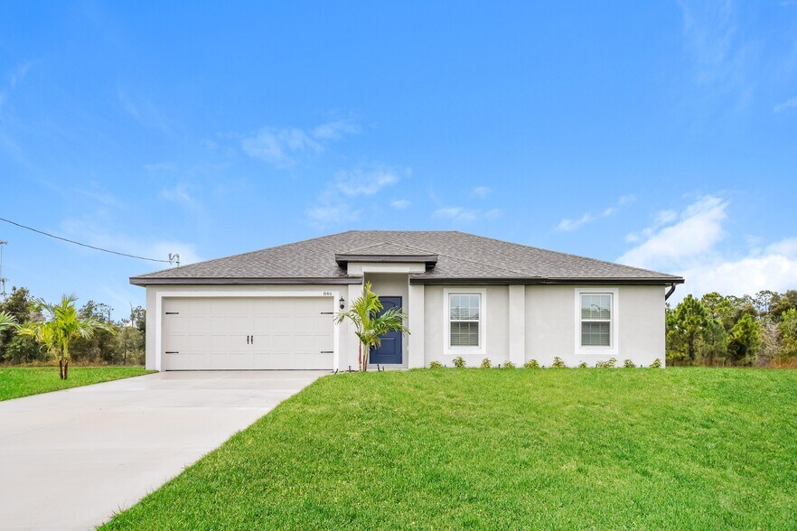 Primary Photo - 879 Youngreen Dr