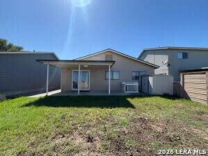 Building Photo - 4210 Sunrise Cove Dr
