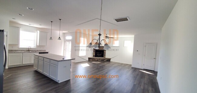 Building Photo - 1 Royal Pine Wy.