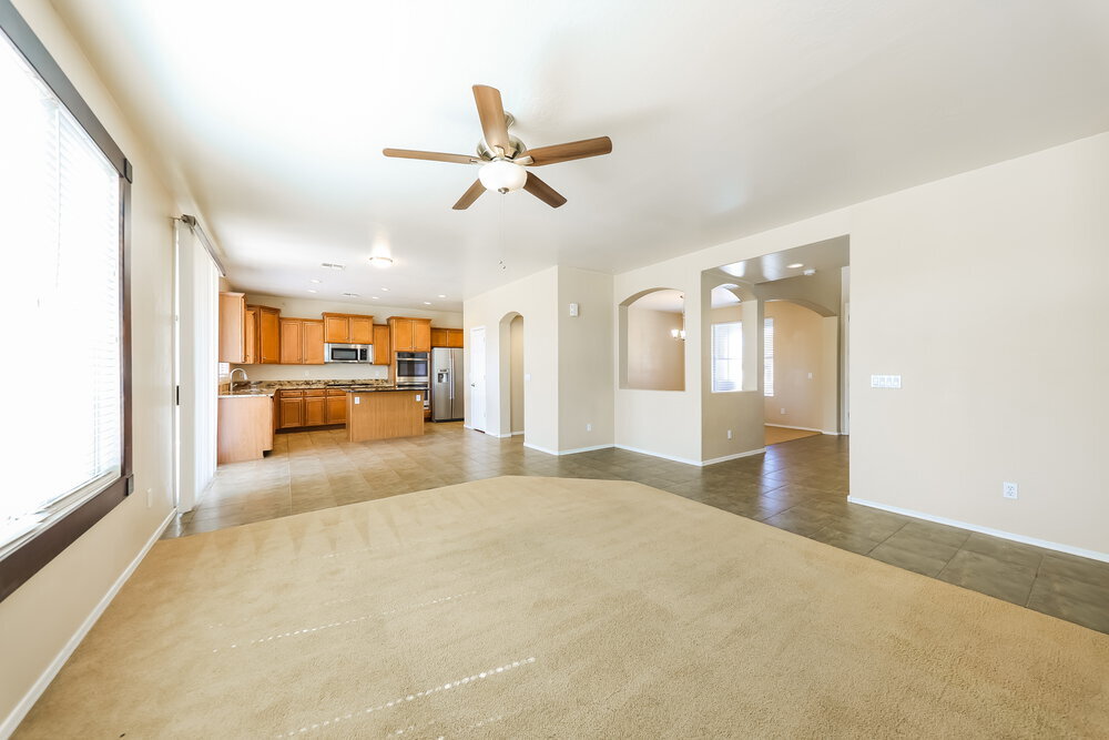 Building Photo - 27301 N 86th Ave