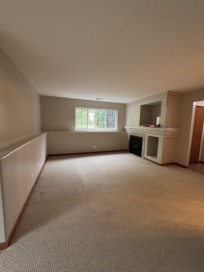 Building Photo - 2270 Twilight Dr
