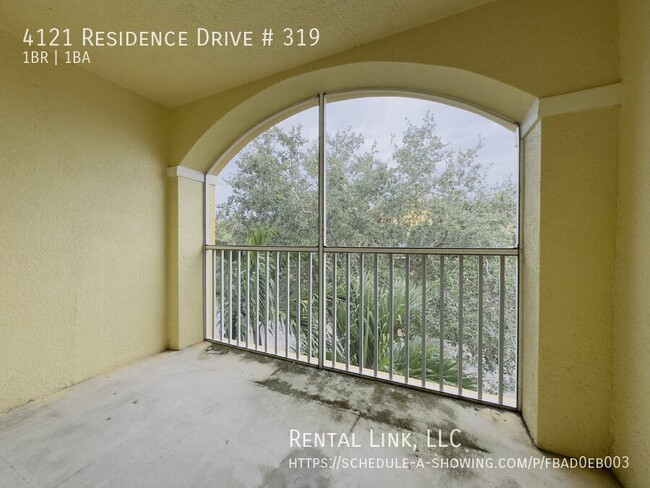 Building Photo - 4121 Residence Drive