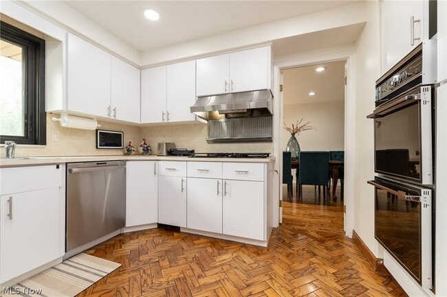 Building Photo - 25150 Cardington Dr