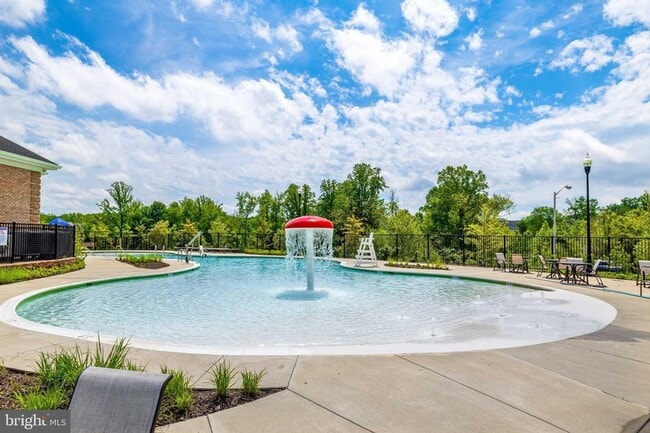 Building Photo - 4236 Winding Waters Terrace