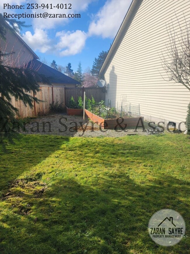 Building Photo - 399 - Gorgeous 3-bedroom!